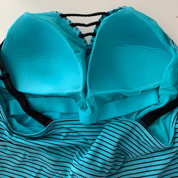 Plus Size 5x Swim top - Picture 3 of 3